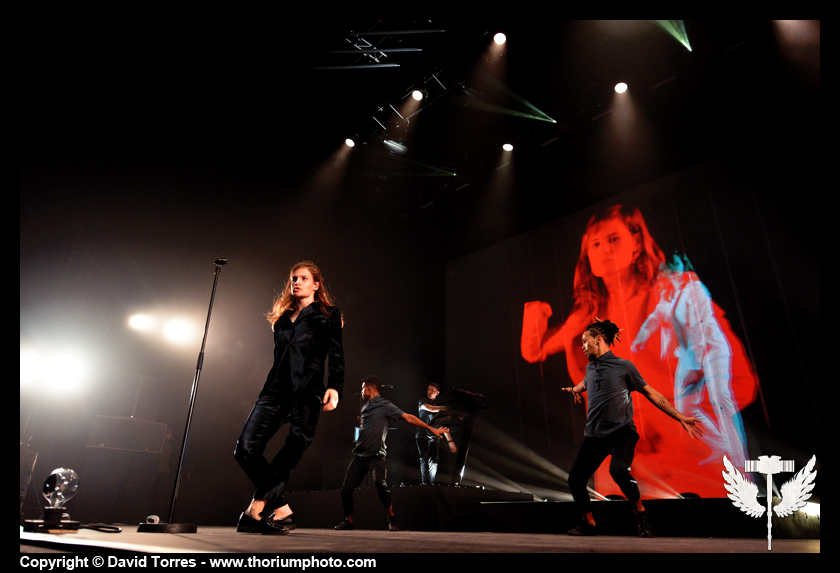 08 christine & the queens